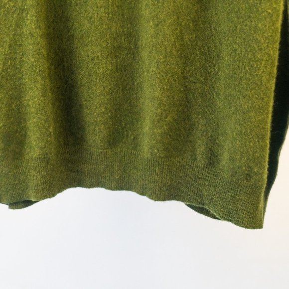 Vintage Green Cashmere Sweater - Picture 3 of 5